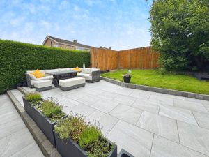 Photo 8- click for photo gallery